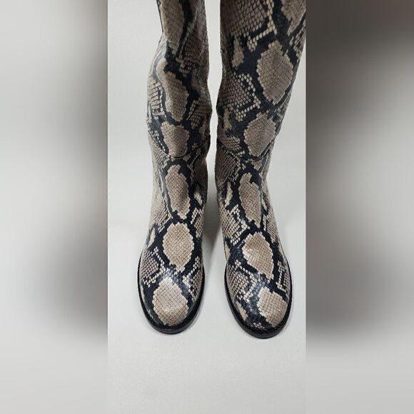 Stuart Weitzman pathython over the knee flat heel boots Cream - Picture 6 of 14